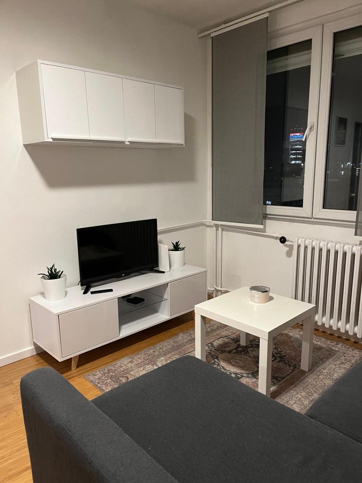 Lenny Apartman Belgrado Exterior foto